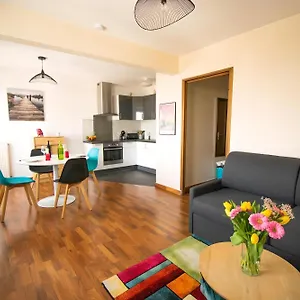 https://grand-studio-tout-confort-a-10-minutes-des-plages.inbrittany.com