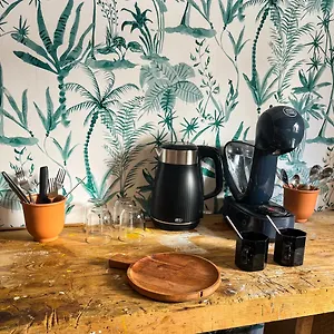 https://studio-de-charme-proche-de-la-gare-et-du-centre-ville.inbrittany.com